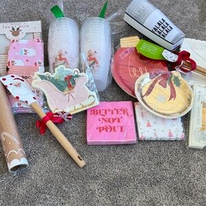 Holiday Party Plate and Napkin Kit